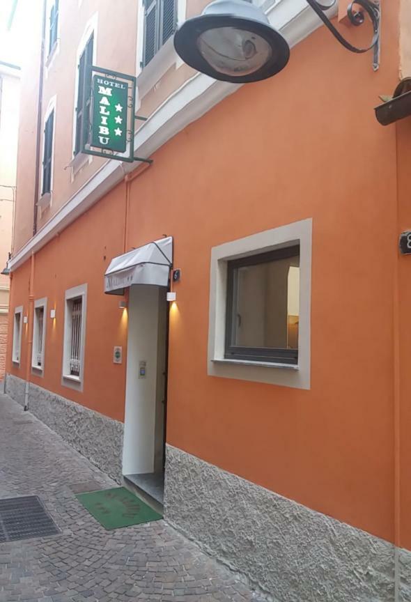 Hotel Malibu Spotorno Exteriör bild